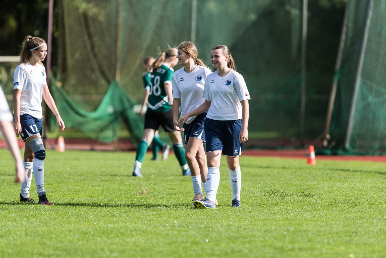 Bild 66 - wBJ VfL Pinneberg - Rissen : Ergebnis: 8:0